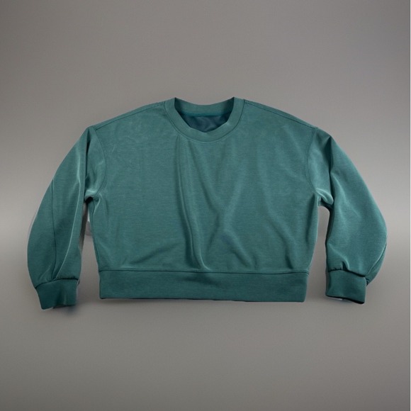 Lululemon Perfectly Oversized Cropped Crew Softstreme Green Jasper Size 8 - Picture 1 of 13